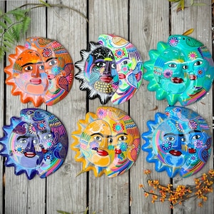 Bellissimo piatto decorativo in ceramica messicana raffigurante l&#39;eclissi di sole e luna, decorazione da parete dipinta a mano raffigurante l&#39;eclissi di sole e luna, ornamento messicano raffigurante l&#39;eclissi.