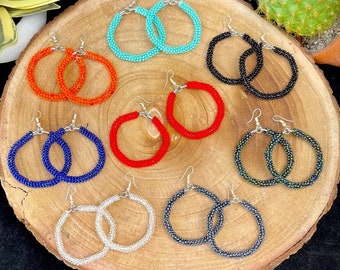 Pendientes de aro mexicanos Shakira, pendientes colgantes con cuentas, pendientes bohemios coloridos, pendientes hechos a mano, aretes mexicanos coquetas
