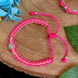 Mexican San Benito Woven Bracelet,Adjustable Bracelet , Handmade braided Pink Color,Brazalete San Benito , Pulcera Tejido a mano