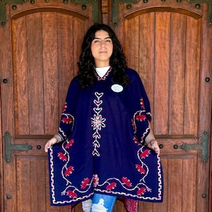 Traditional Mexican Poncho Blanket ,Mexican Cape Sweater  , Beautiful Overcoat , Super Soft Poncho , Reboso Mexicano ,Pashmina Capa Mexicana