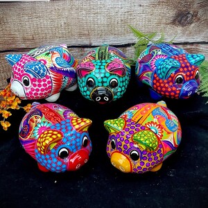 Beautiful Mexican Piggy Bank ,Hand-painted Ceramic Piggy Bank ,Mexican Colorful Piggy bank , Alcancia Mexicana Ceramica , Alcancia cochinito