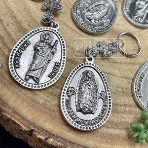 Mexican Our Lady of Guadalupe Steel Metal Key Chain ,Llavero Virgen de Guadalupe de Acero Metal ,Virgen Guadalupana, Holy Mother Virgin Mary