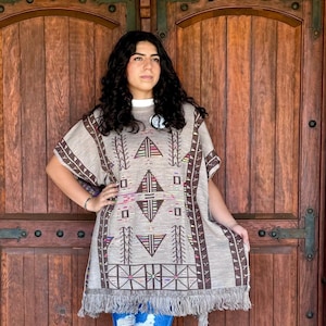 Traditional Mexican Poncho Blanket ,Mexican Cape Sweater  , Beautiful Overcoat , Super Soft Poncho , Reboso Mexicano ,Pashmina Capa Mexicana