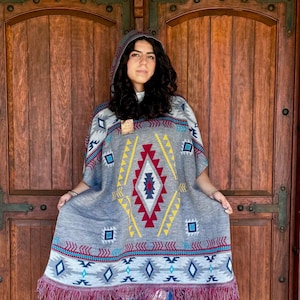 Mexican Hooded Poncho Aztec,Mexican Mañanita, Mexican Shawl hoodie, Warm Overcoat,Mexican Blanket Wrap,Poncho Azteca Mexicano,Pashmina Gorra