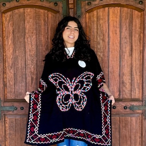 Traditional Mexican Poncho Blanket ,Mexican Cape Sweater  , Beautiful Overcoat , Super Soft Poncho , Reboso Mexicano ,Pashmina Capa Mexicana