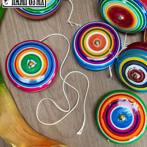YoYo Wood Game Mexico, YoYo de Madera , Fiesta Mexicana Toy Game , Handpainted Wood yo-yo , Mexican Wood Yo yo Spin Game