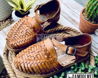 Kids Girls Mexican Leather Sandals , Children Handmade Huaraches Sandals , Huaraches Mexicanos Niña Baby Mexico shoes BROCHE TRENSITAS TAN