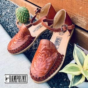 Womens Mexican Sandals, Handmade Leather Huaraches Sandals ,Sandalias Huaraches Mexicanos ,Mexican Leather Shoes, Shoe STRAP TOOLED Tintos