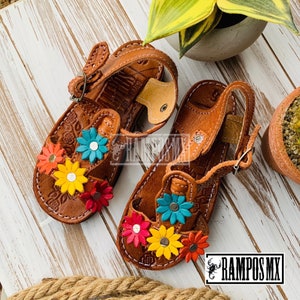 Huaraches de niña tejidos top