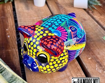 メキシコの貯金箱、手描きの陶器の貯金箱、メキシコのカラフルな貯金箱