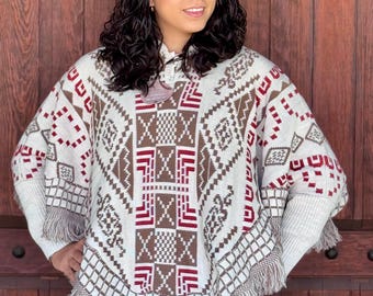 職人技のメキシコ製ポンチョ。袖付きメキシコ製ポンチョ。マルチカラー