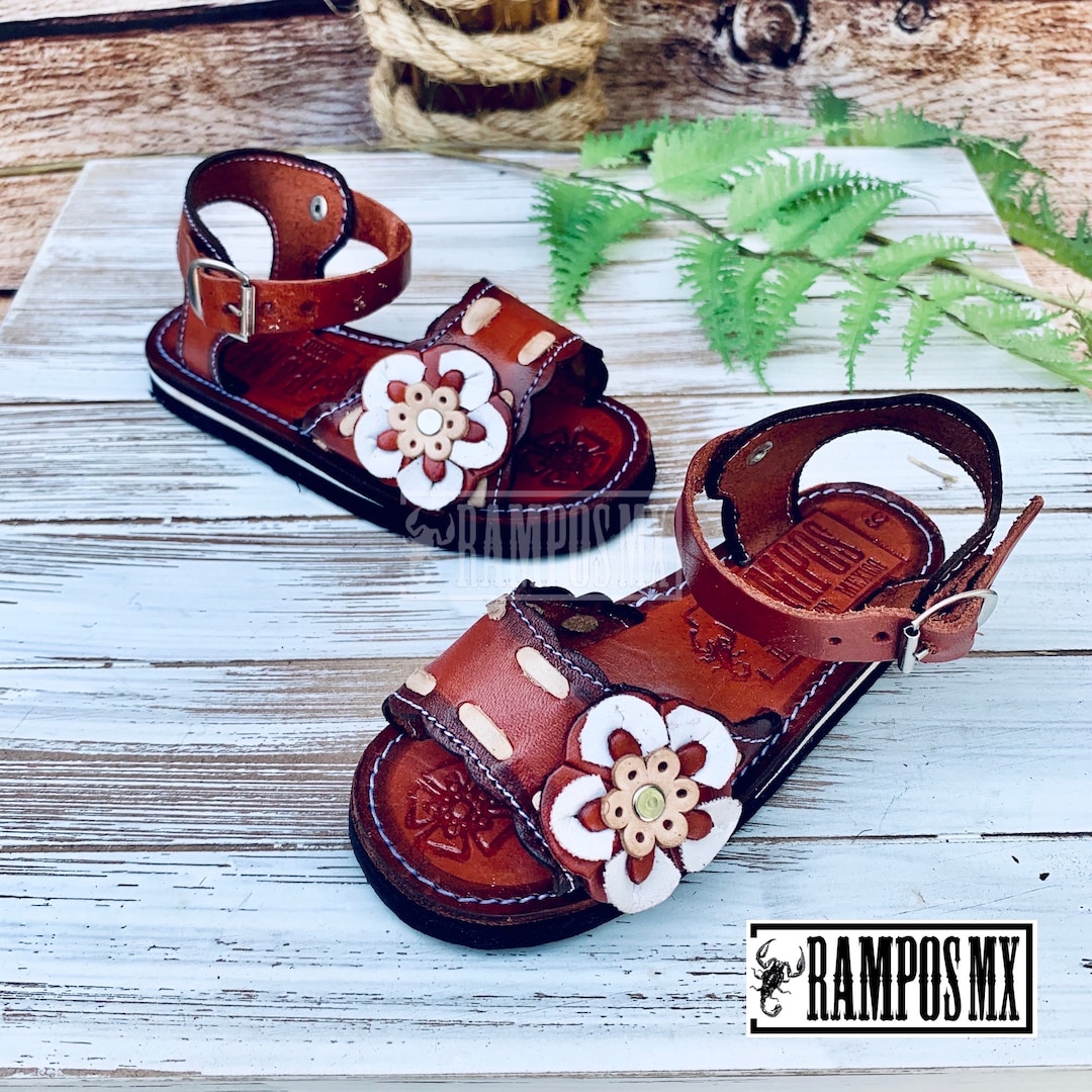 Leather Heeled Thong Sandals – La Garçonne