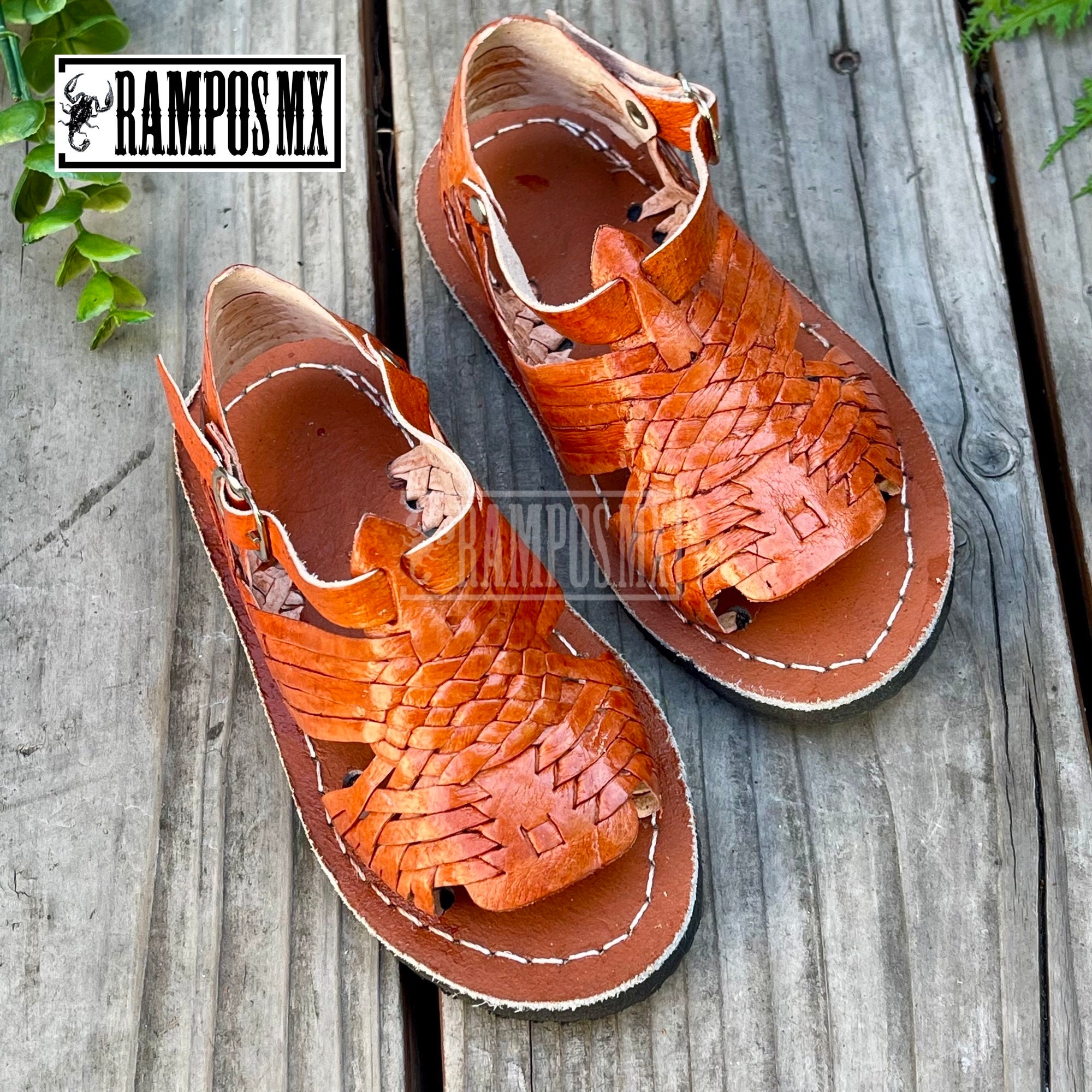 huaraches youth size