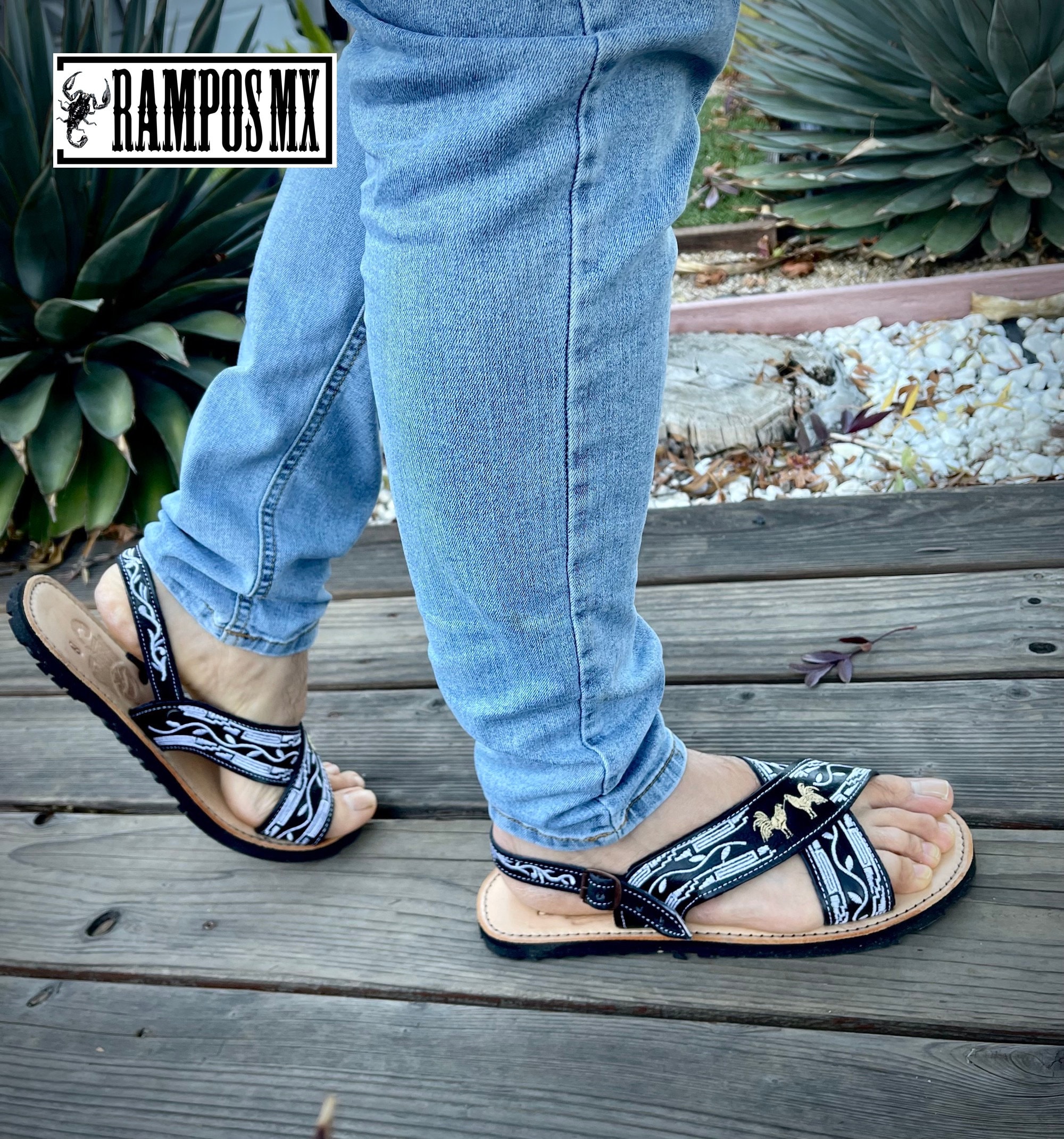 COPY - Ramposmx mens Mexicans huaraches il_fullxfull.4034170623_nvun.jpg main image 3