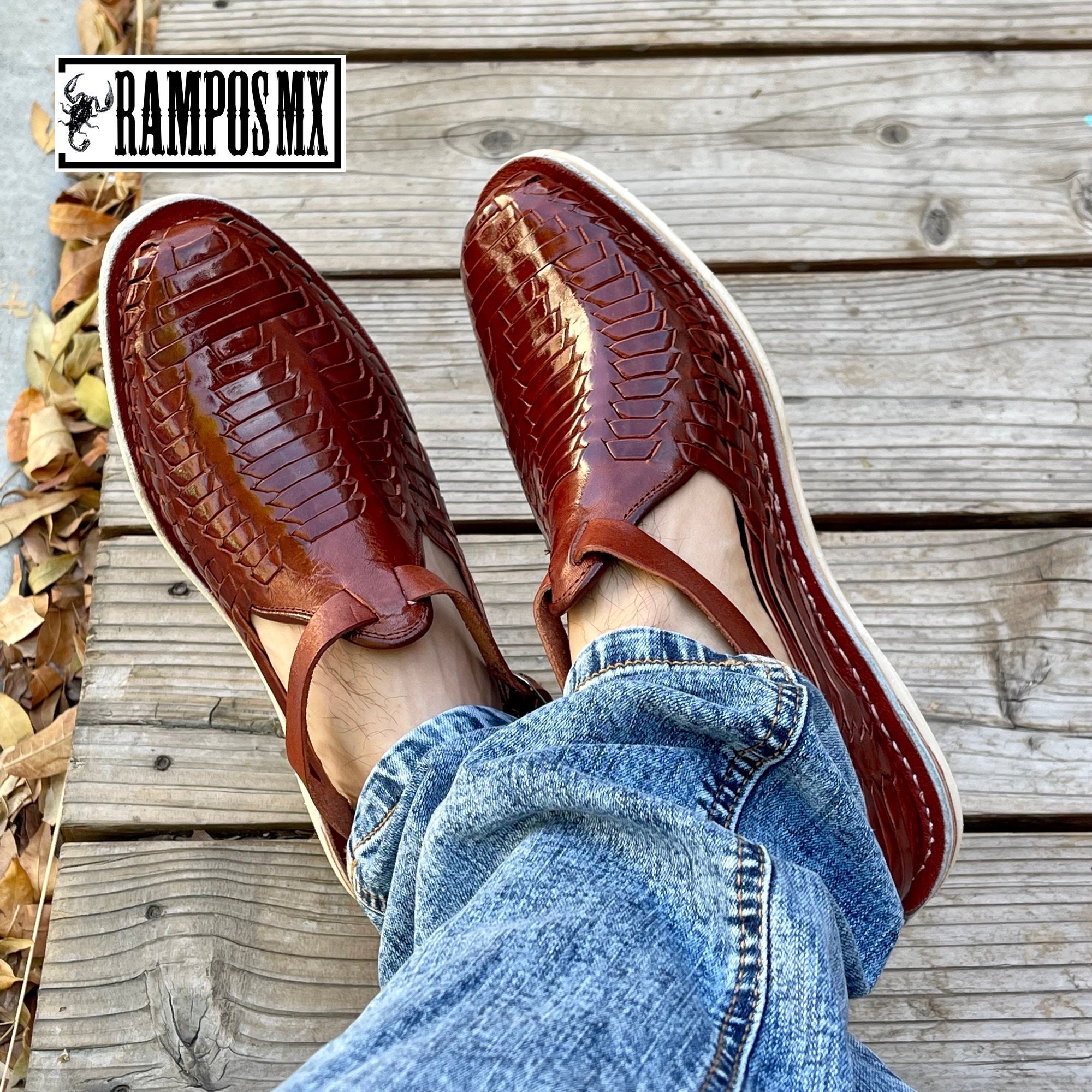 COPY - Men’s leather sandal. Color: red leather. Size:USA:7/Mex:25. Handmade in… Buy Classic Toe Strap Flip Flop Handmade Leather Sandals  main image 3