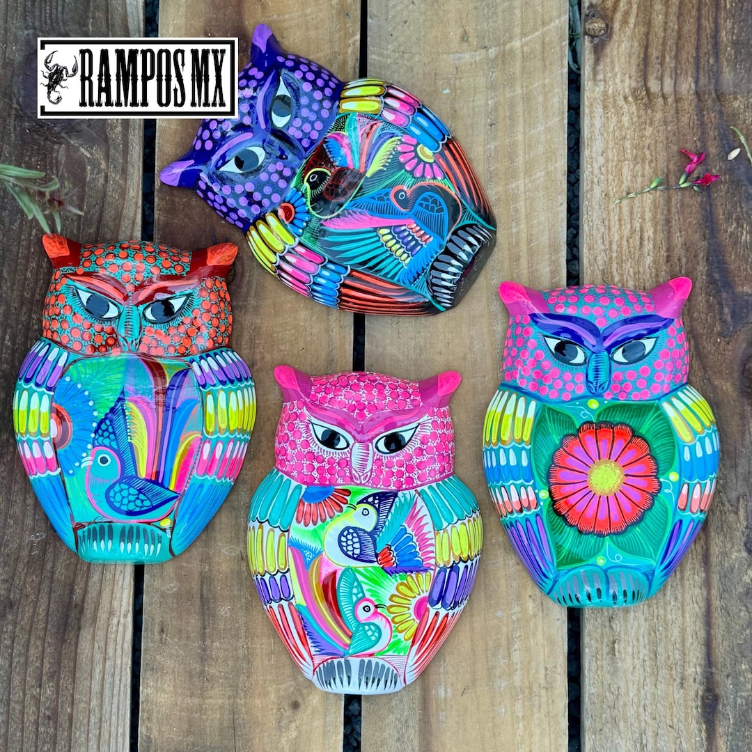 大きなフクロウ美しいメキシコの陶器、装飾的なフクロウと壁の装飾