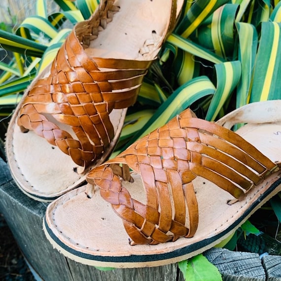 Womens Mexican Sandals,handmade Leather Huaraches Sandals  display picture 2