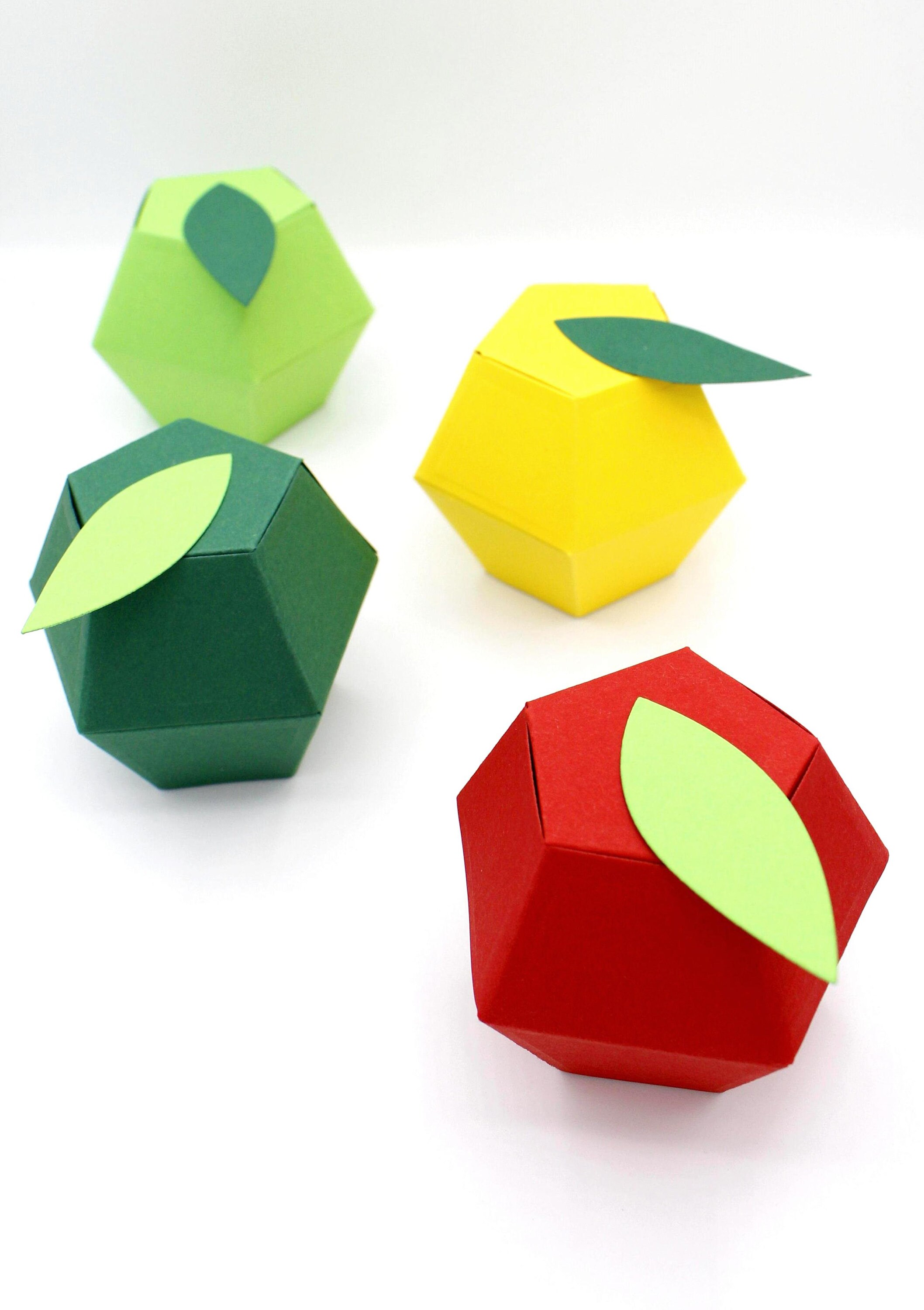 Set apple gift boxes 10 party boxes favor guest gift box Etsy