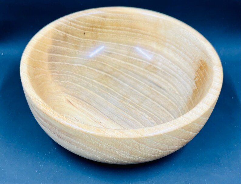 Homemade hickory bowl turned on a lathe image 2