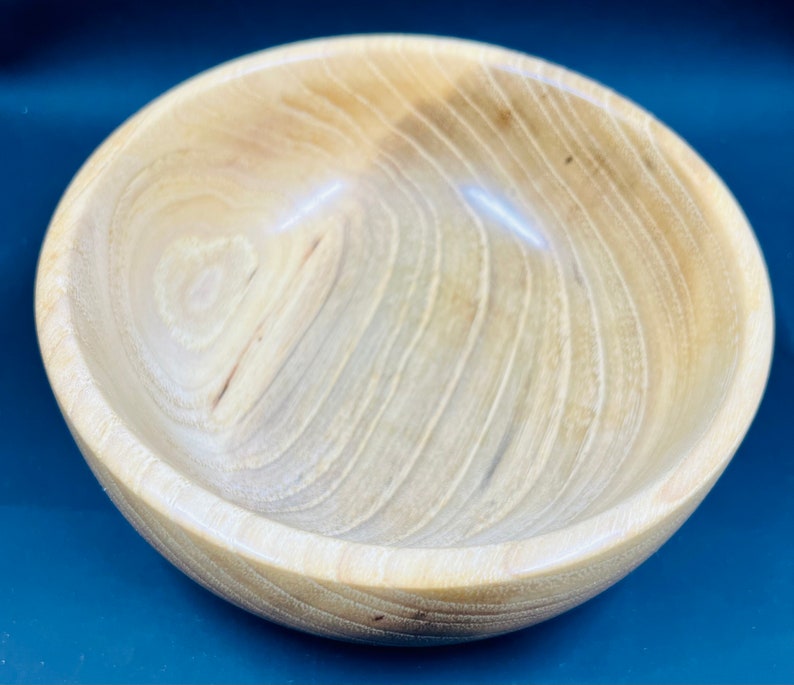 Homemade hickory bowl turned on a lathe image 3