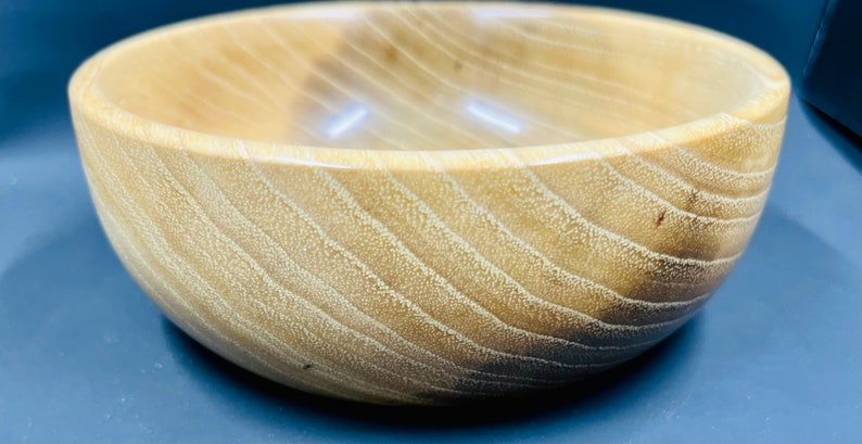 Homemade hickory bowl turned on a lathe image 4