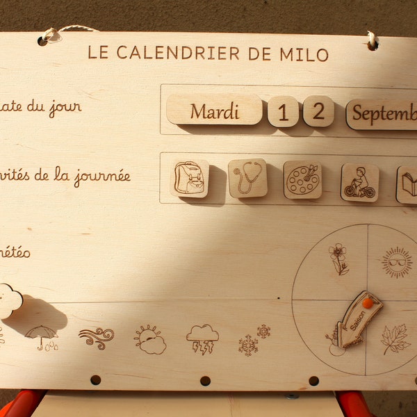 Calendrier perpétuel personnalisé en bois