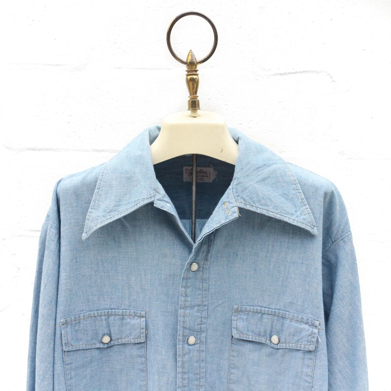 Light Weigth Denim Pearl Snap Western Shirt
