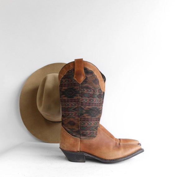 Women’s Brown Tapestry Cowboy Boots size 7 1/2