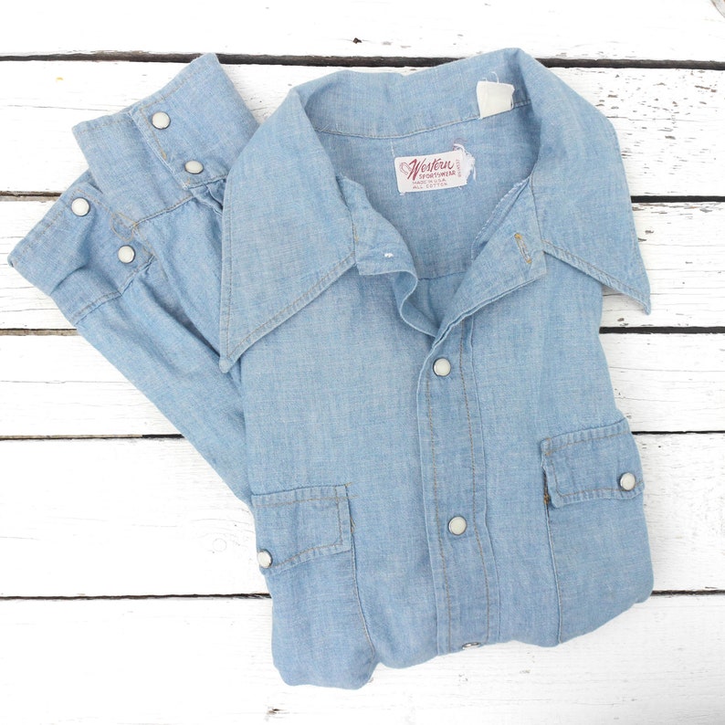 Light Weigth Denim Pearl Snap Western Shirt