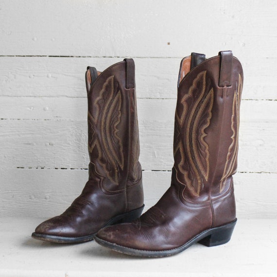 extra wide cowboy boots