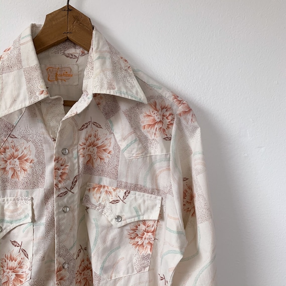 1970’s Floral Western Pearl Snap Shirt