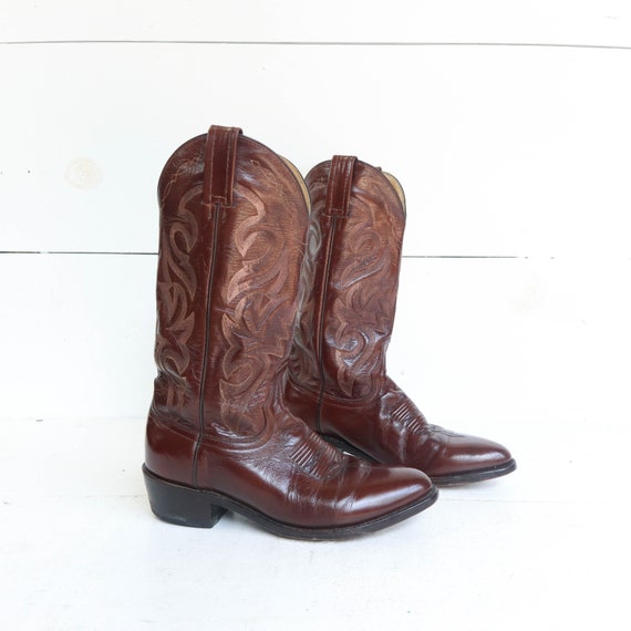 extra wide cowboy boots
