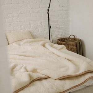 Winter soft merino wool warm blanket, full size natural comforter, organic duvet insert, anti-allergenic throw blanket, boho throw plaid