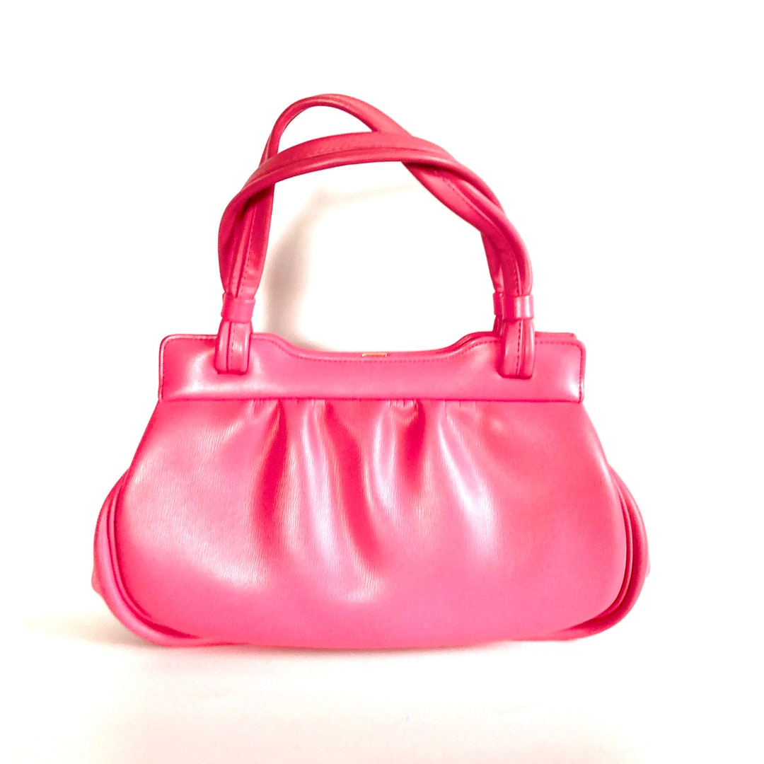 Vintage 60s/70s Faux Leather Dolly Bag in Fuschia Pink by Essell Made