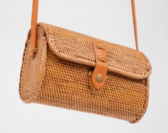 Borsa in rattan con portafoglio - Borsa Bali - Borsa in paglia da donna - Borsa da spiaggia a tracolla intrecciata a mano - Borsa estiva boho - Borsa a tracolla boho - Regalo per lei