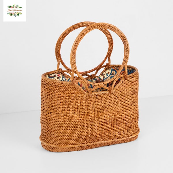 Sac en rotin Sundung Batik - Panier en rotin Boho - Sac à poignée supérieure tissé à la main - Sac de paille d’été - Sac à main en rotin Boho Bali - Cadeau pour elle