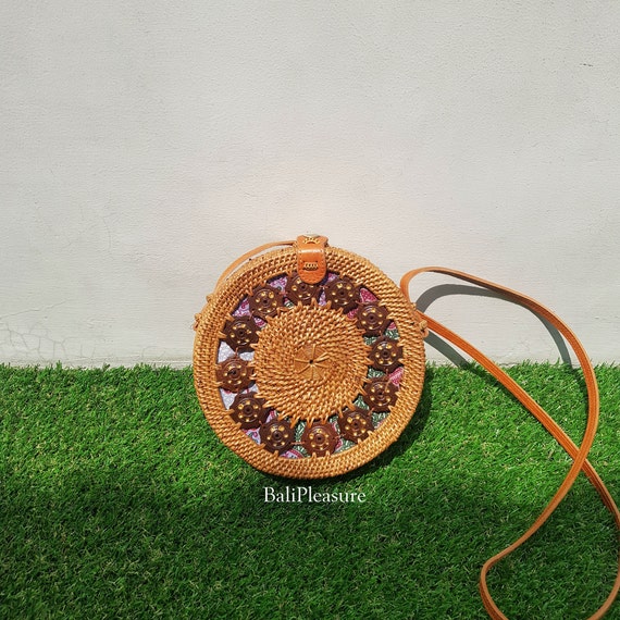 Rattan Round Purse - The Revury