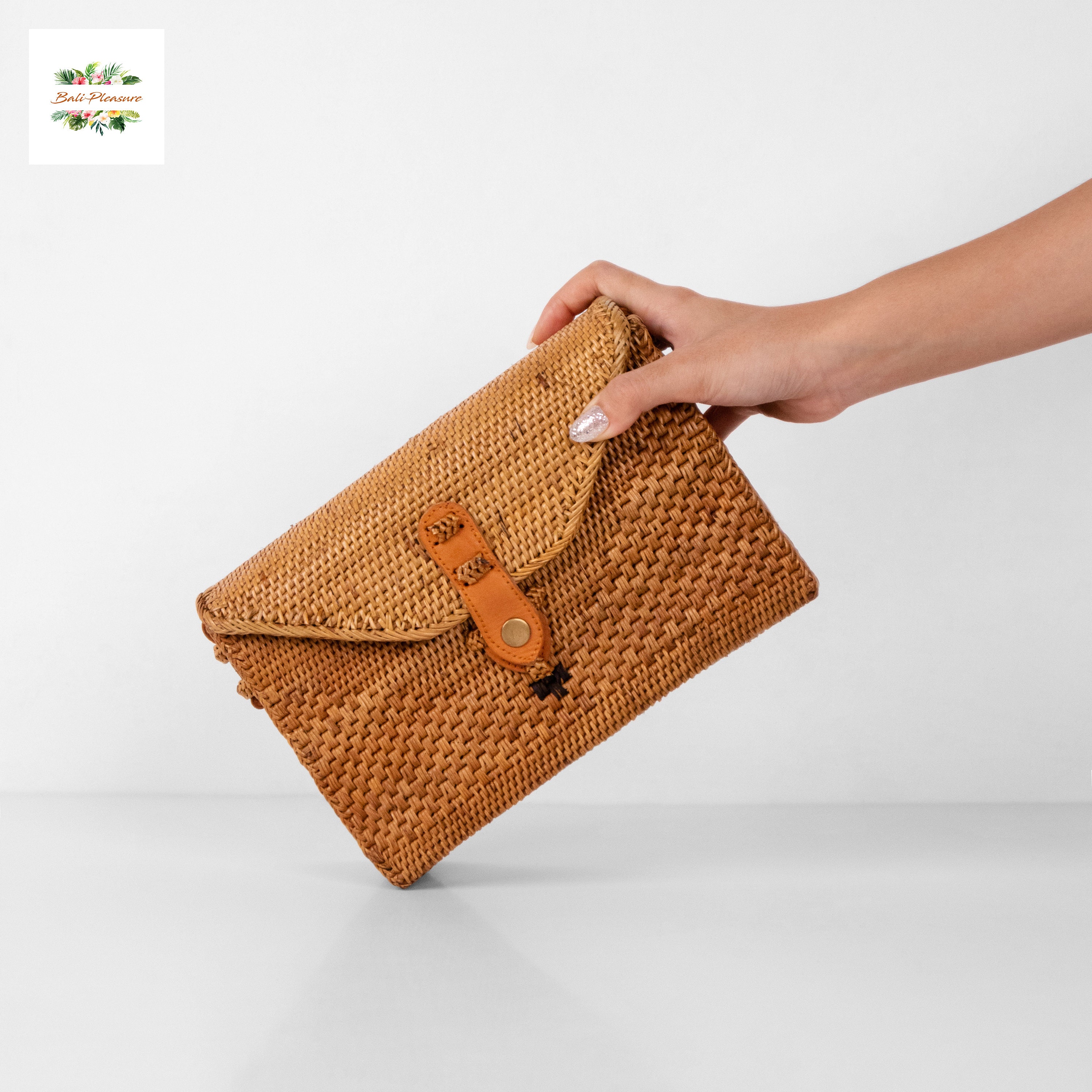Handwoven Tan Rattan Envelope Clutch Bag from Bali, 'Casual Afternoon