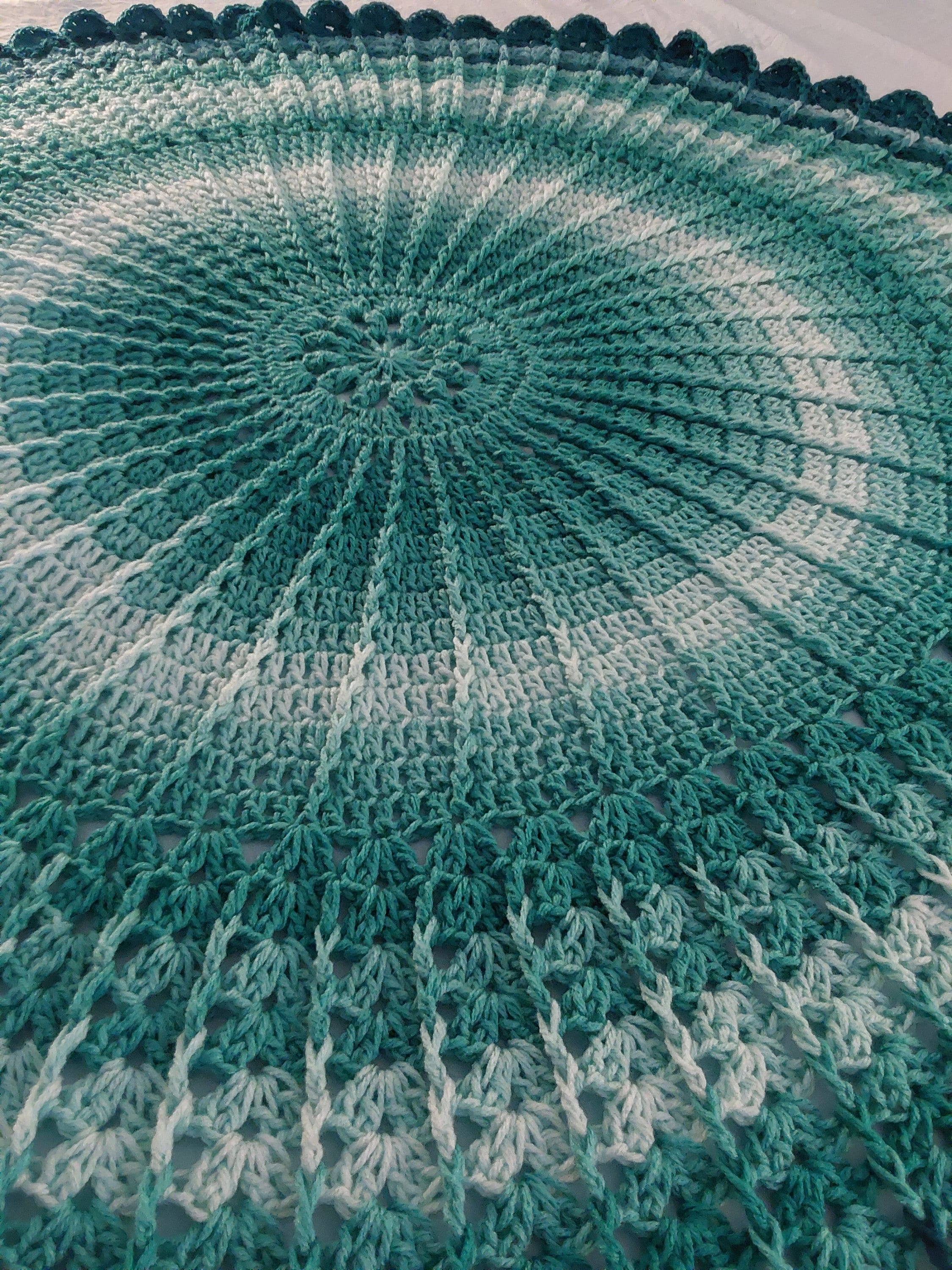 Descarga de patrón PDF de Under The Sea Ombre, patrón de manta afgana, descarga PDF o copia impresa de bricolaje, tutorial de patrón de manta de crochet.
