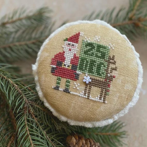 Pocket Round: December 25th Counted Cross Stitch Pattern by Heart in Hand embellishment included
