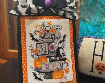 Halloween Tiered Tray counted cross stitch pattern by Anabella's  - Printed Pattern