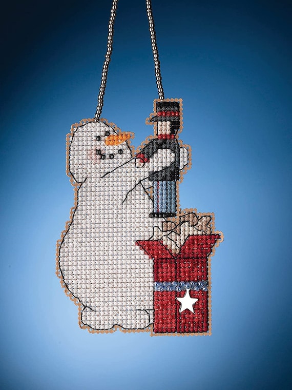 Mill Hill Snow Fun Collection Charmed Ornament Kit~ Wishing Snowman ~