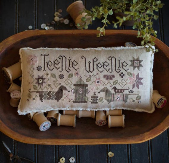 Teenie Weenie by Plum Street Samplers Counted Cross Stitch Pattern - Printed Pattern