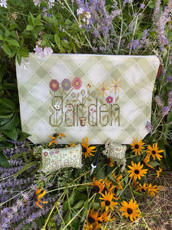 Shepherd's Bush Counted Cross Stitch Pattern ~ Garden Bag ~