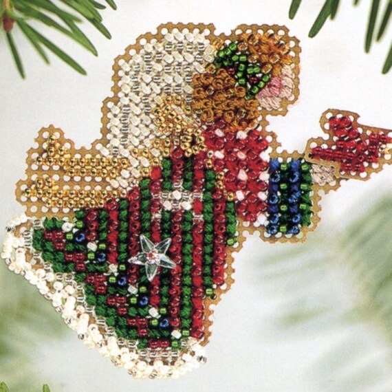 Mill Hill Winter Holiday Beaded Cross Stitch Kit ~ Christmas Angel ~ H117