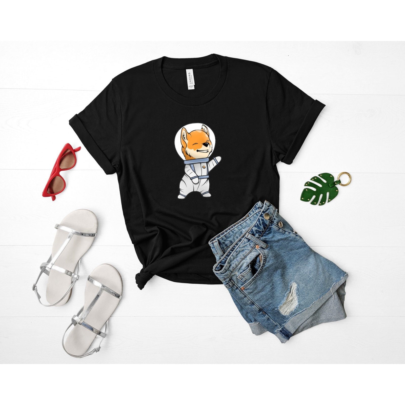 ASTRONAUTE Shiba Inu chemise (unisexe), espace chien astronaute, astronaute T-Shirt, espace Shiba Inu Art, les amateurs d’espace, l’astronaute chemises ASTRONAUTE Shiba Inu chemise astronaute, (unisexe), espace chien astronaute, chemise astronaute T-Shirt, espace Shiba Inu Art, les amateurs d’espace, l’astronaute chemises ea6507