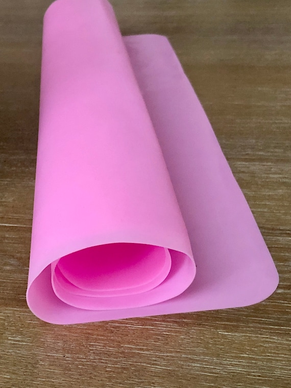 Extra large light pink silicone mat 19.75w x 15.5h
