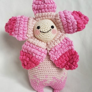 Crochet Pattern Only Sakura The Cherry Blossom image 3