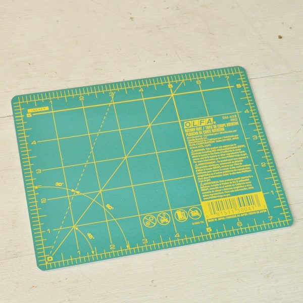 Double-Sided Cutting Mat by Olfa - 6" x 8"