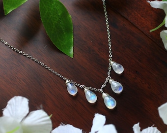 Rainbow Moonstone necklace - Flashy moonstone Necklace - Gemstone Necklace - Gem drop Necklace - High quality moonstone - Layering Necklace